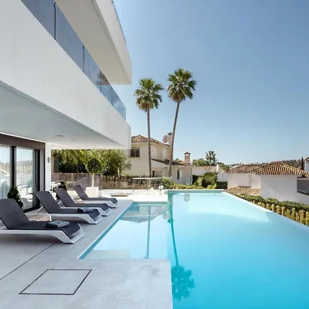 De Lujo Moderna En Con Piscina Privada - Es-175-33 Villa *