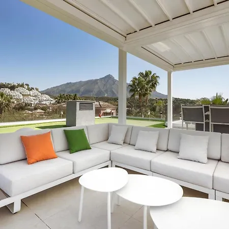 Villa De Lujo Moderna En Con Piscina Privada - Es-175-33