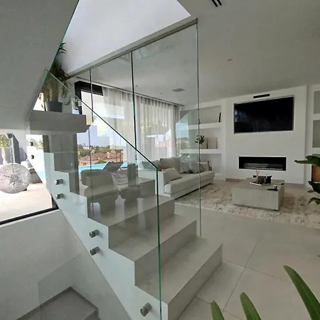 De Lujo Moderna En Con Piscina Privada - Es-175-33 Villa